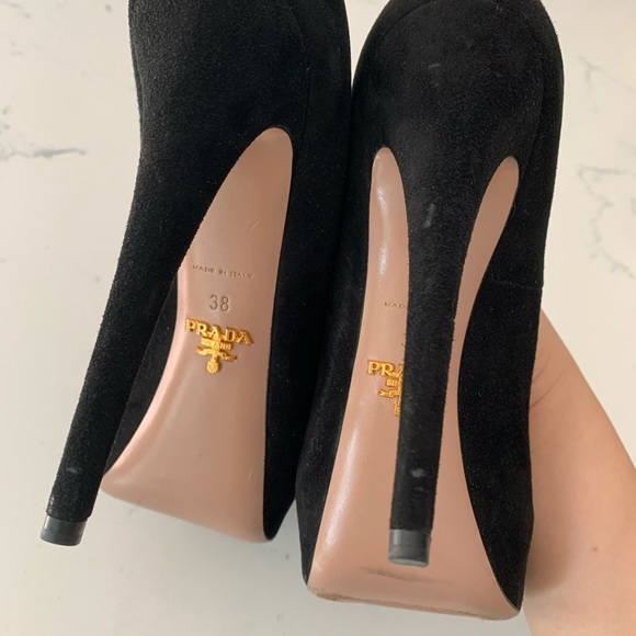 Prada Pumps - Picture 5 of 8